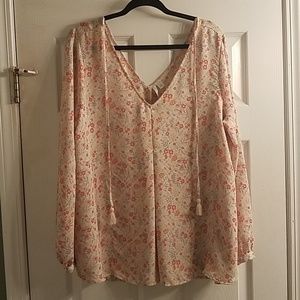 Flowy blouse perfect for Spring